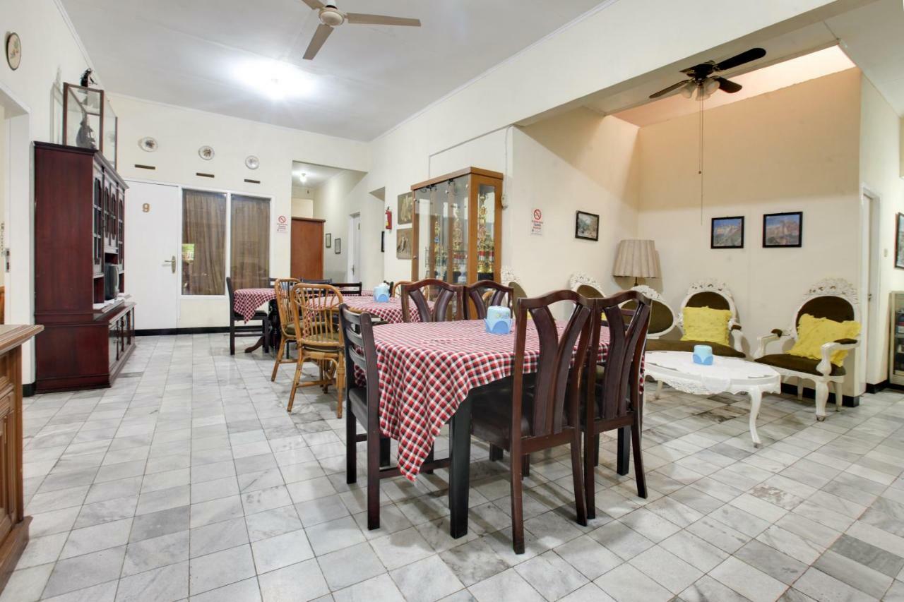 Lite Rooms Bogor Guest House Eksteriør billede